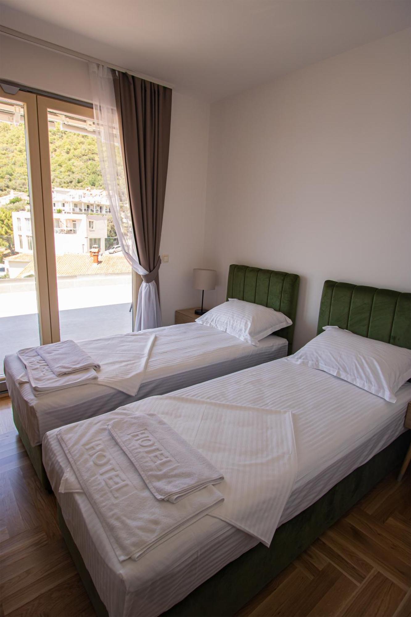 Vertmont Villa Sveti Stefan Buitenkant foto