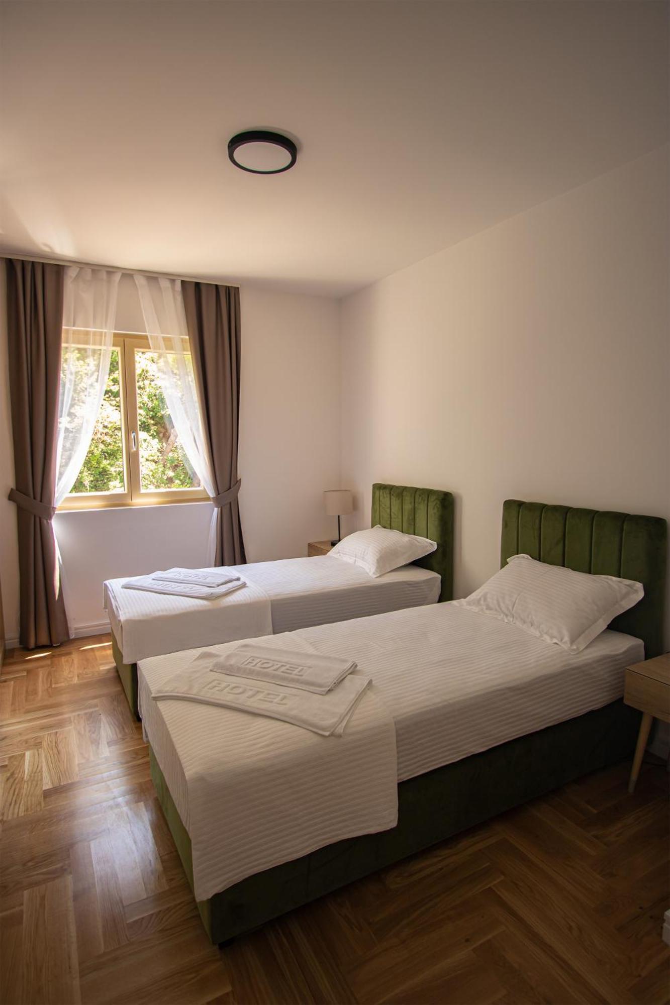 Vertmont Villa Sveti Stefan Buitenkant foto